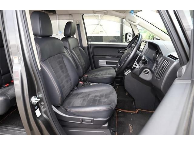 Mitsubishi DELICA D5 2018-07 9399-19