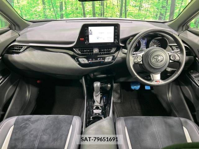 Toyota C-HR 2019-11 396060-1