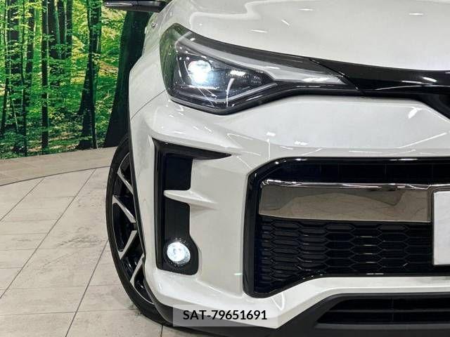 Toyota C-HR 2019-11 396060-12