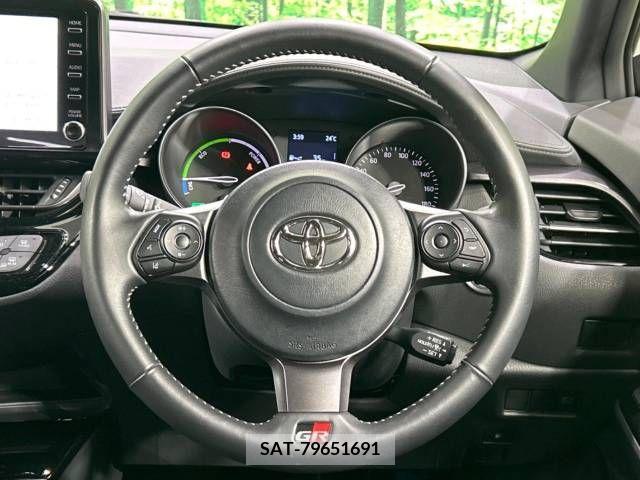 Toyota C-HR 2019-11 396060-11