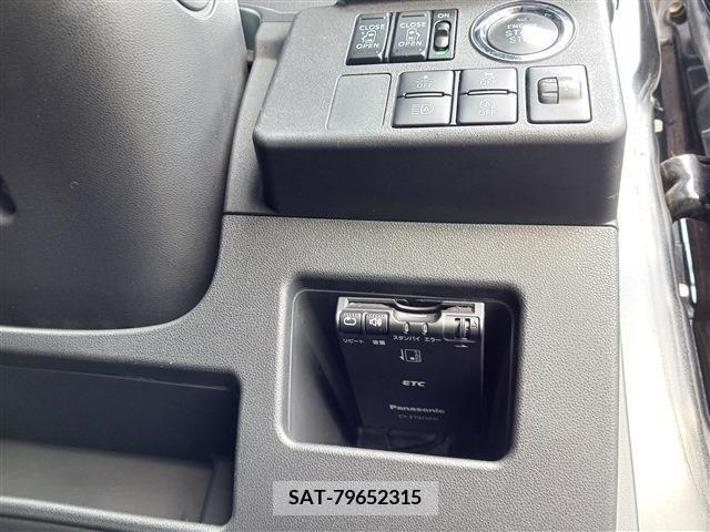 Toyota Pixis Mega 2018-07 328615-18