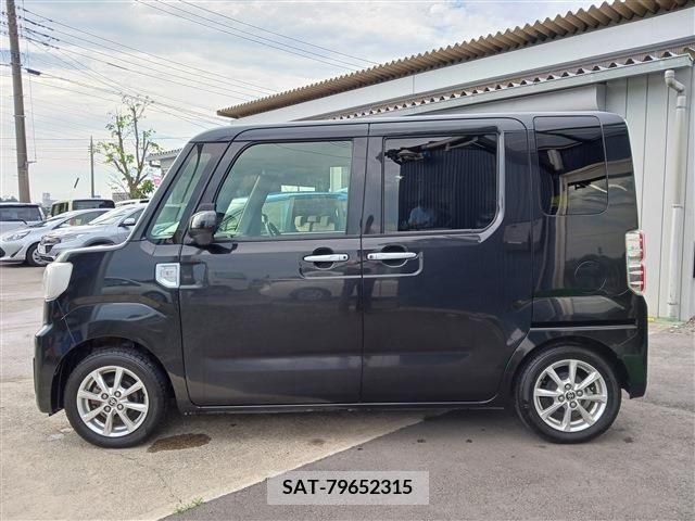 Toyota Pixis Mega 2018-07 328615-17