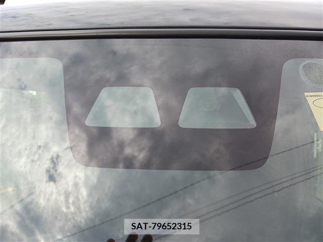 Toyota Pixis Mega 2018-07 328615-12
