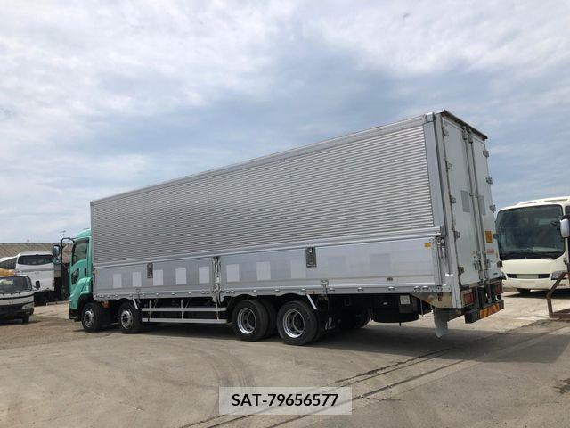 Isuzu GIGA 2017-02 331325-4