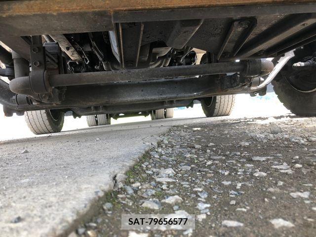 Isuzu GIGA 2017-02 331325-27