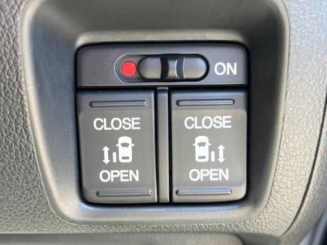 Honda N BOX CUSTOM 2017-04 11255-4