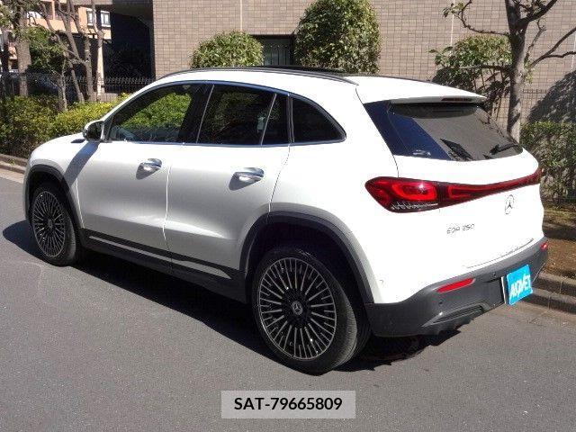 Mercedes Benz EQA 2023-03 209823-2