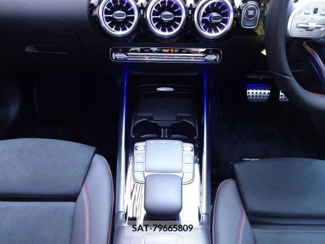 Mercedes Benz EQA 2023-03 209823-21