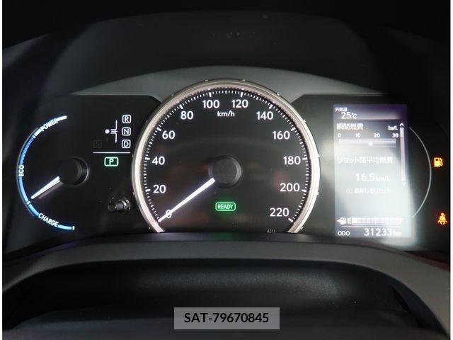 Lexus CT 2021-08 353903-19