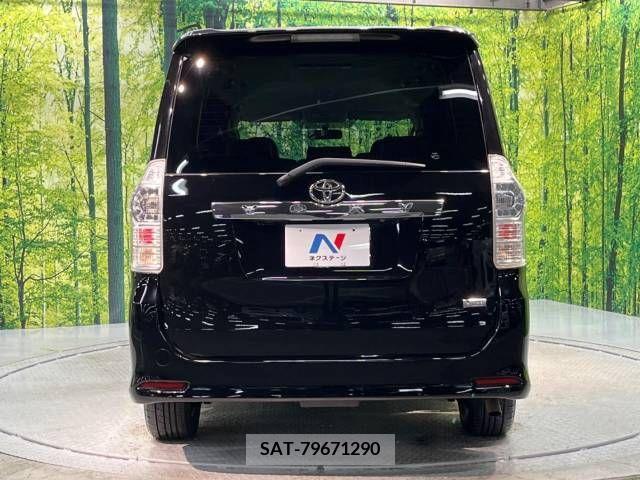 Toyota VOXY 2013-04 248573-16