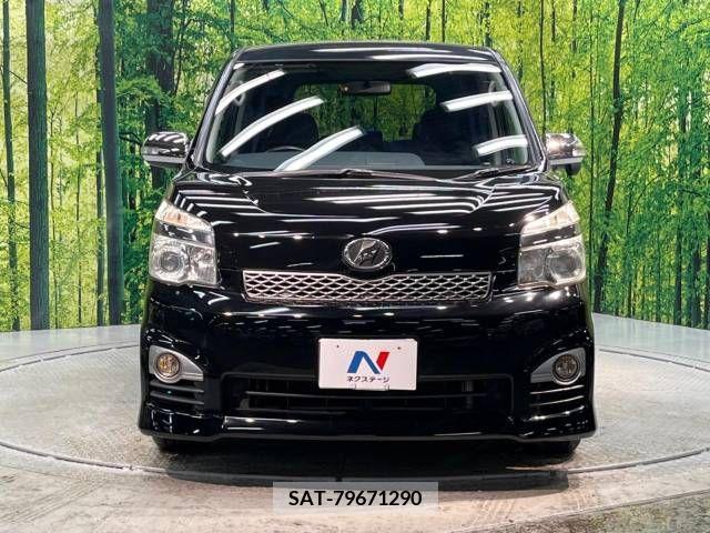 Toyota VOXY 2013-04 248573-15