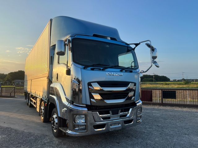 Isuzu GIGA 2016-04 5968-1