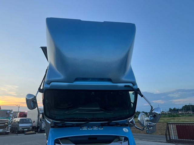 Isuzu GIGA 2016-04 5968-5