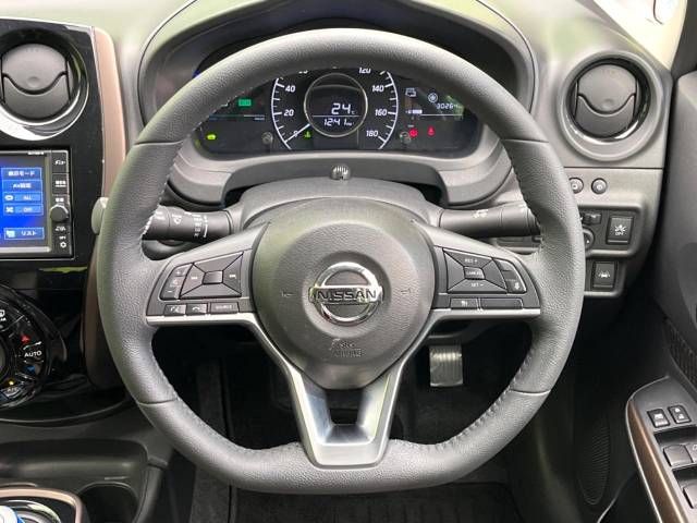 Nissan NOTE 2019-04 10757-11
