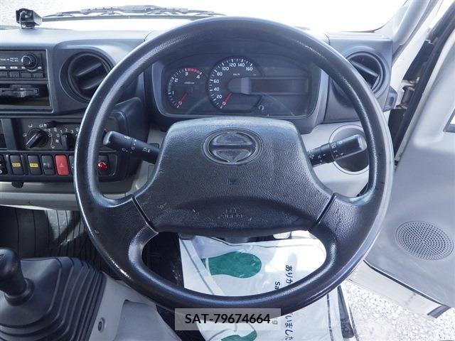 Hino DUTRO 2011-12 352186-4