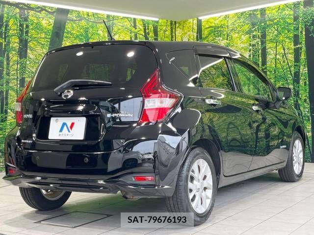 Nissan NOTE 2017-01 329517-17
