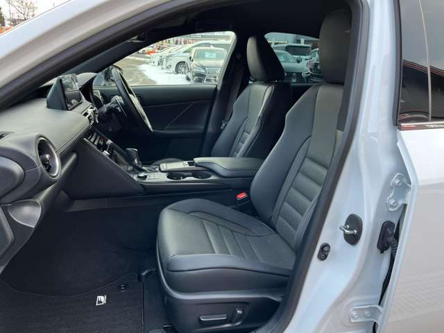 Lexus IS 2020-12 71-18