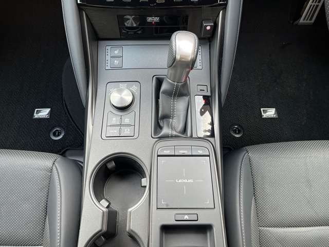 Lexus IS 2020-12 71-14