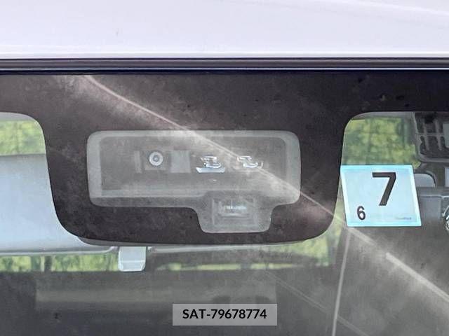 Suzuki X BEE 2019-07 325238-4