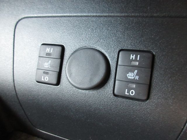 Toyota PRIUS PHV 2012-06 4996-23