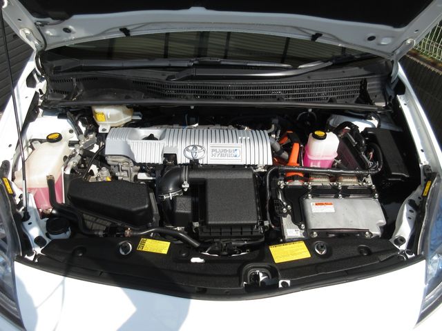 Toyota PRIUS PHV 2012-06 4996-3