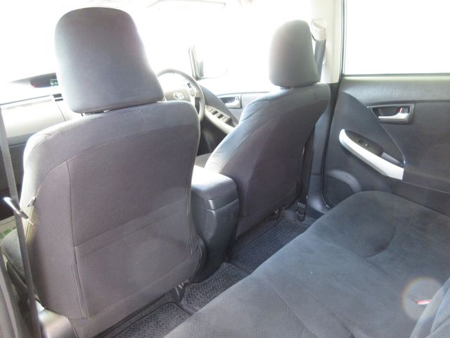 Toyota PRIUS PHV 2012-06 4996-11