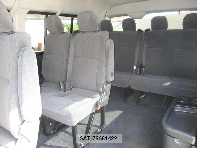 Toyota HIACE WAGON 2013-10 220832-8