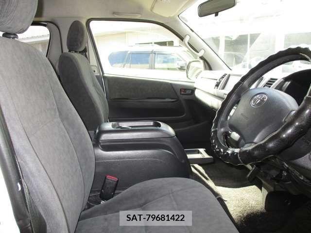 Toyota HIACE WAGON 2013-10 220832-7
