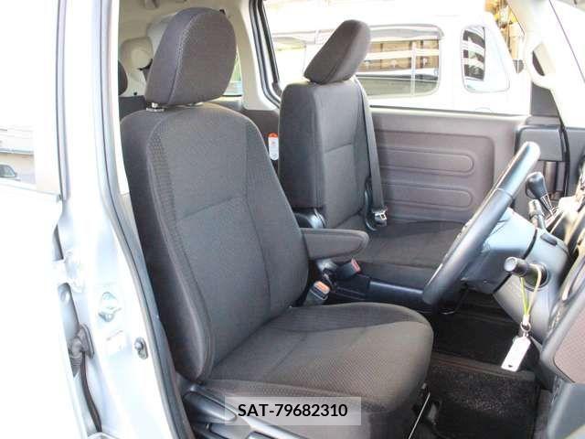 Toyota PORTE 2017-01 216932-12