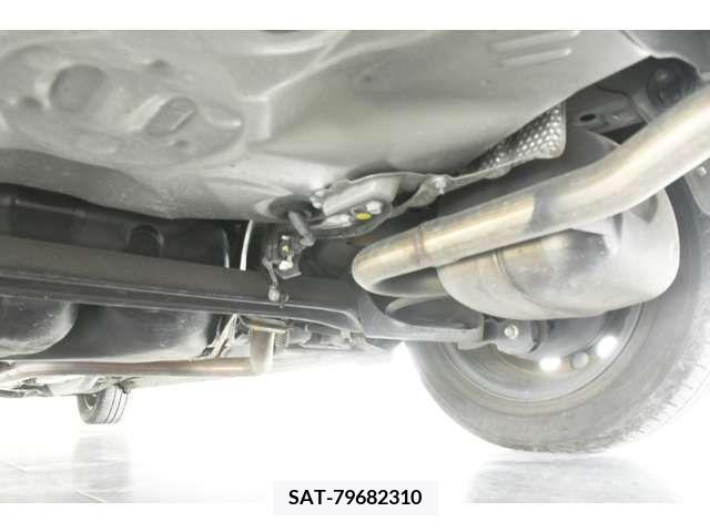 Toyota PORTE 2017-01 216932-10