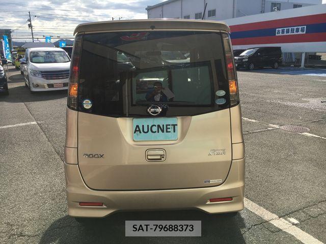 Nissan ROOX 2010-11 201882-4