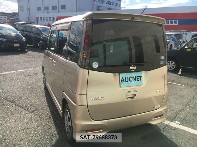 Nissan ROOX 2010-11 201882-5