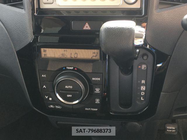 Nissan ROOX 2010-11 201882-7