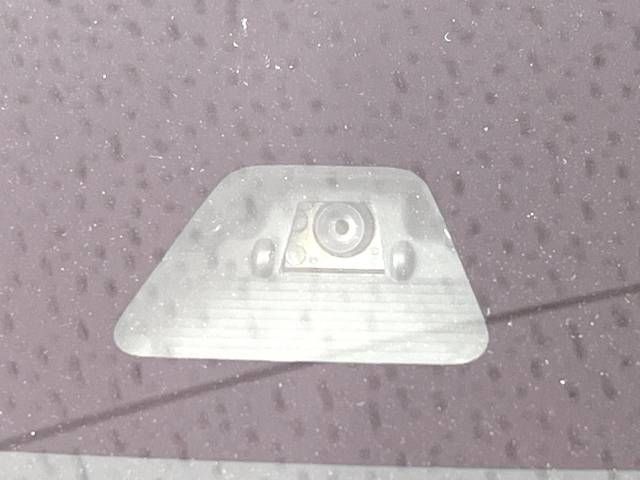Toyota ROOMY 2017-12 22332-3