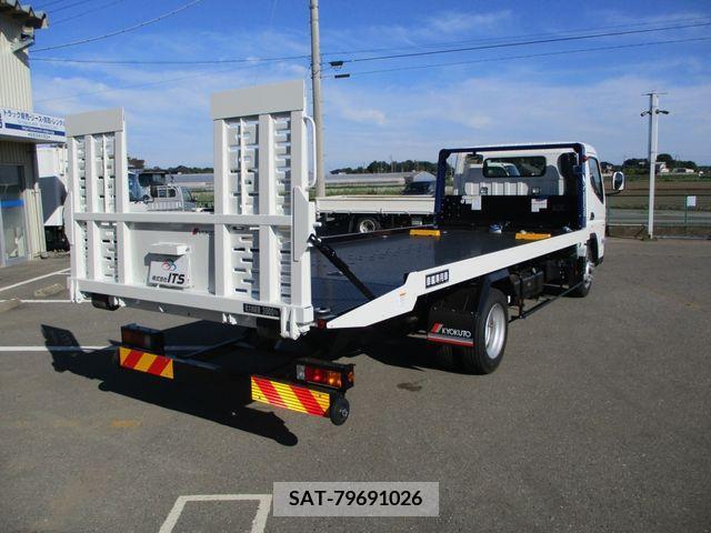 Mitsubishi CANTER 2023-11 263535-5