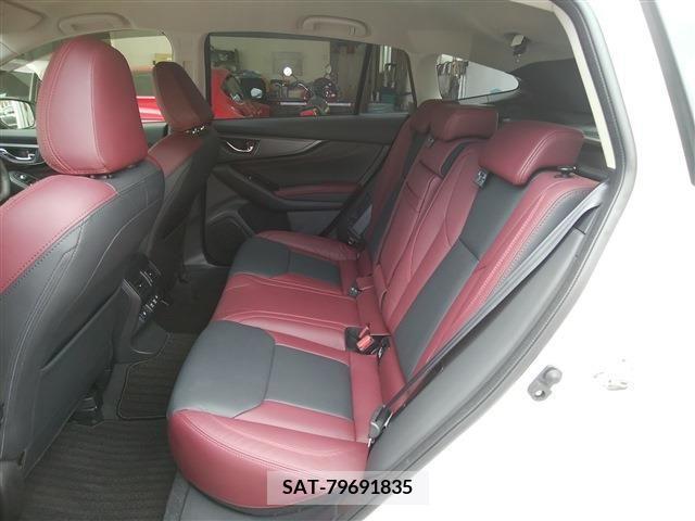 Subaru LEVORG 2022-09 280233-17
