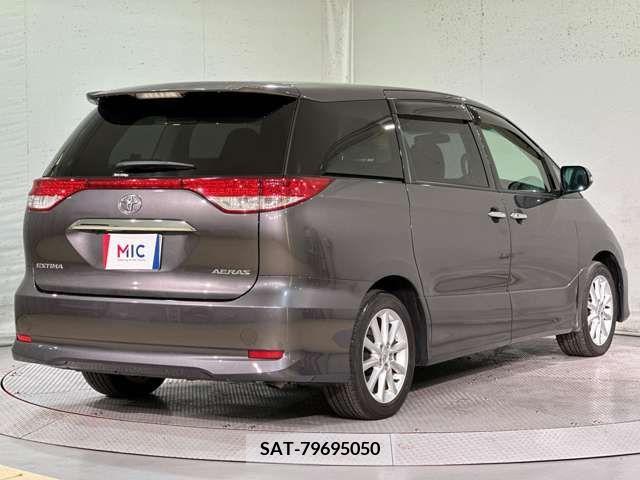 Toyota ESTIMA 2011-12 269118-8