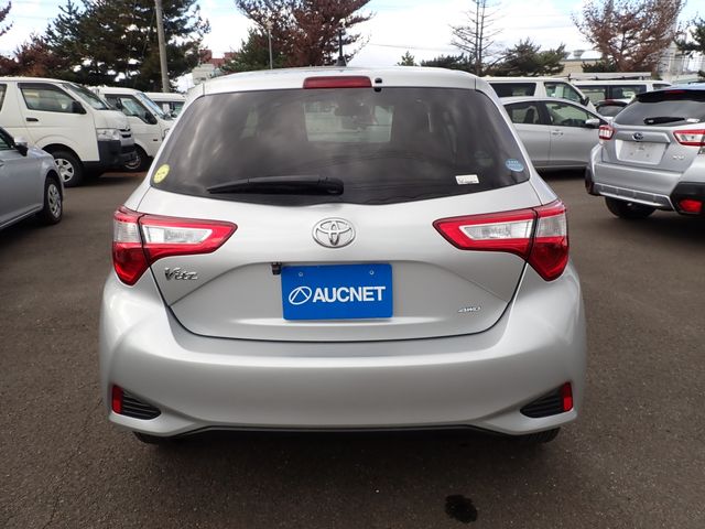 Toyota VITZ 2018-04 190140-6