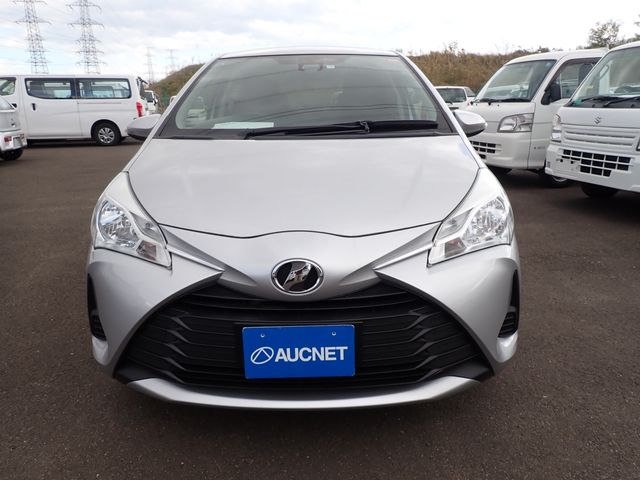 Toyota VITZ 2018-04 190140-4