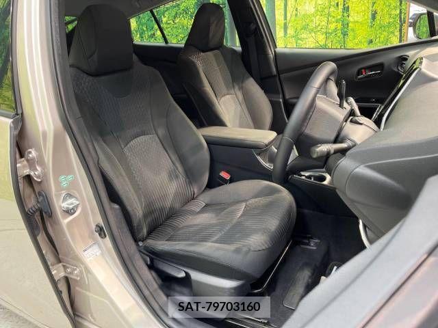 Toyota PRIUS 2015-12 282169-8