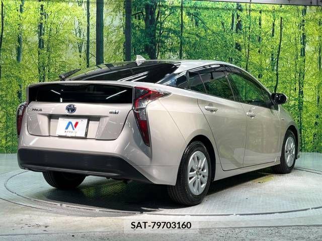 Toyota PRIUS 2015-12 282169-17