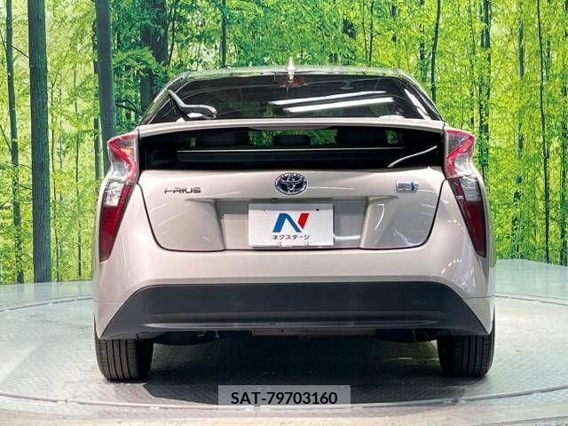Toyota PRIUS 2015-12 282169-15
