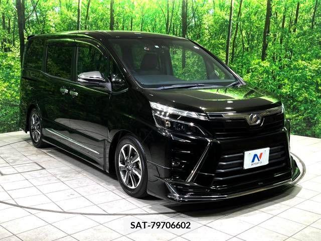 Toyota VOXY 2018-06 332430-2