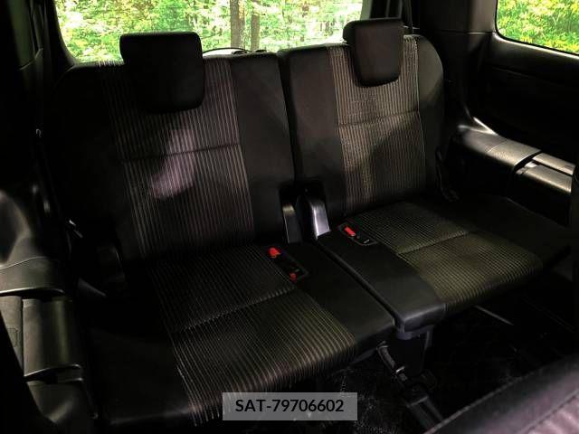 Toyota VOXY 2018-06 332430-14
