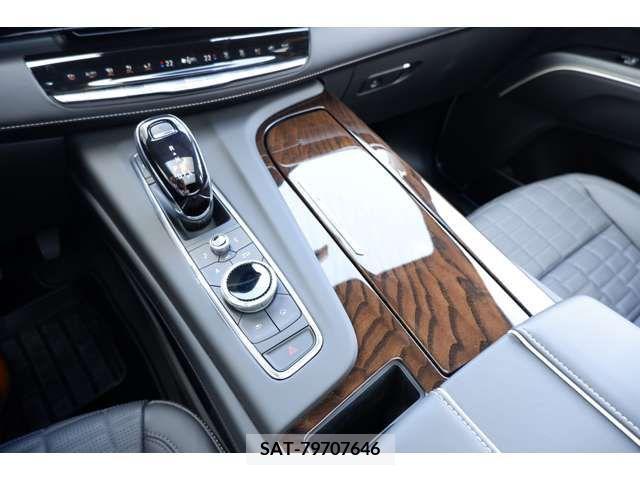 Cadillac ESCALADE 2023-06 213100-6
