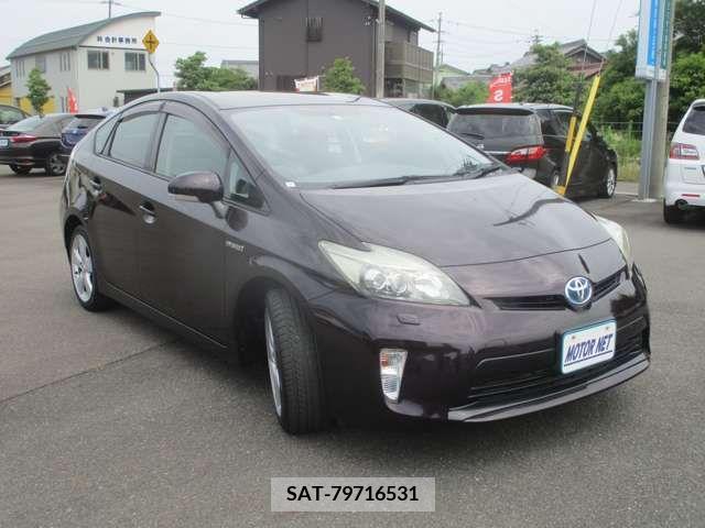 Toyota PRIUS 2012-01 322114-19