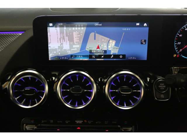 Mercedes Benz GLA-CLASS 2021-08 195390-16
