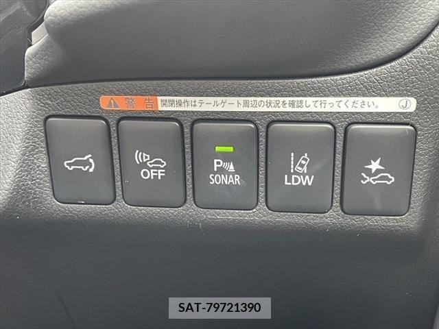 Mitsubishi OUTLANDER PHEV 2019-03 303570-7