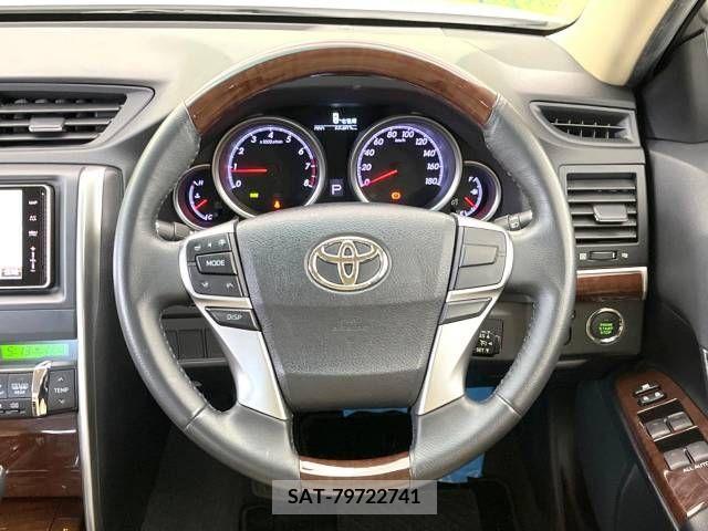 Toyota MARK X 2012-10 257428-12