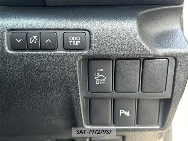 Lexus IS 2014-03 388120-13
